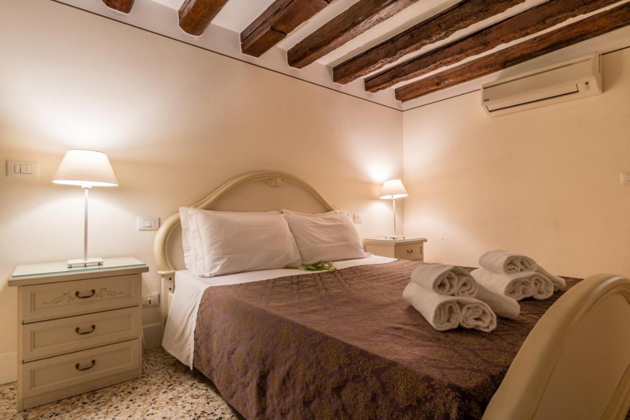 San Marco Joy * Venise